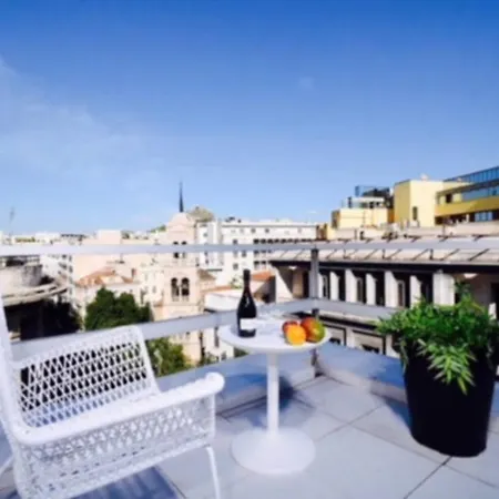 A Diamont In The Center Of * Athens